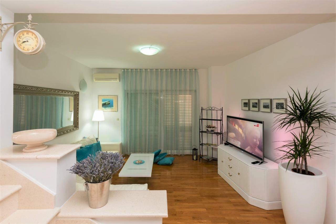 Andor - Lux, Two Beautiful Terraces With Sea & Sunset View Leilighet Makarska Eksteriør bilde