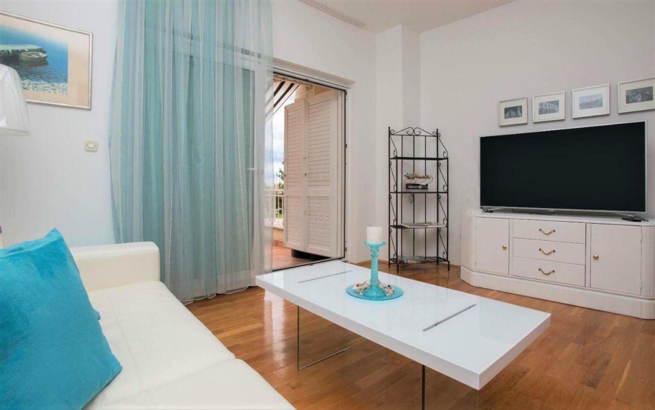 Andor - Lux, Two Beautiful Terraces With Sea & Sunset View Leilighet Makarska Eksteriør bilde