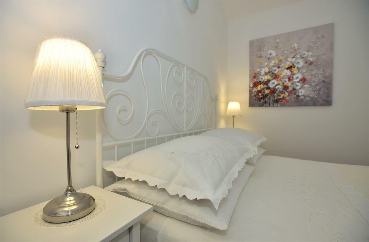 Andor - Lux, Two Beautiful Terraces With Sea & Sunset View Leilighet Makarska Eksteriør bilde