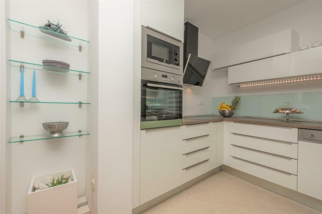 Andor - Lux, Two Beautiful Terraces With Sea & Sunset View Leilighet Makarska Eksteriør bilde