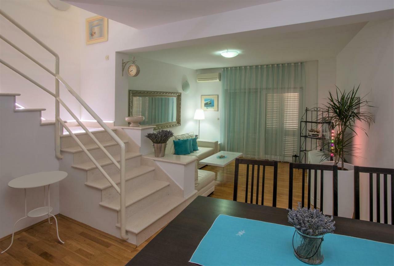 Andor - Lux, Two Beautiful Terraces With Sea & Sunset View Leilighet Makarska Eksteriør bilde