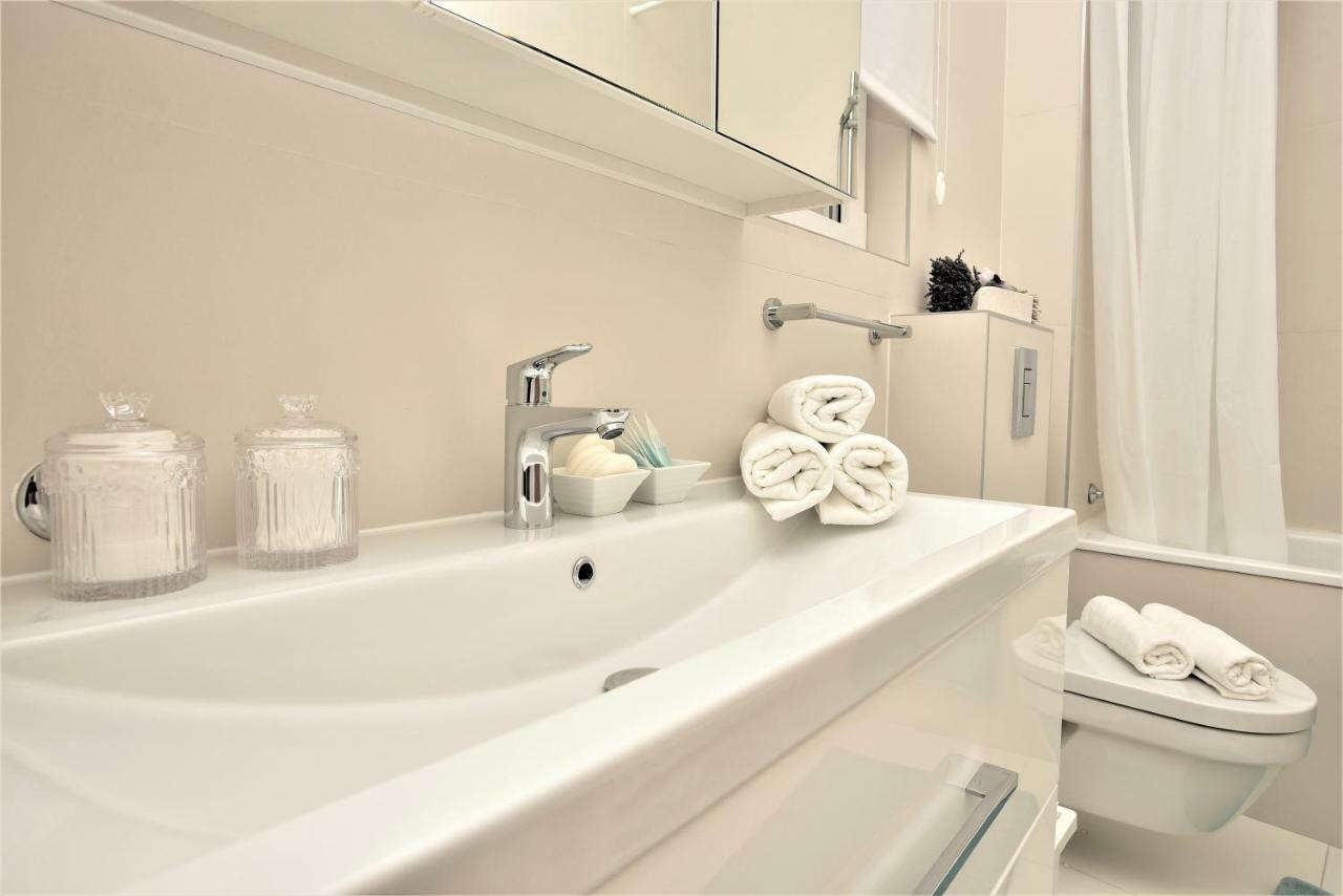Andor - Lux, Two Beautiful Terraces With Sea & Sunset View Leilighet Makarska Eksteriør bilde