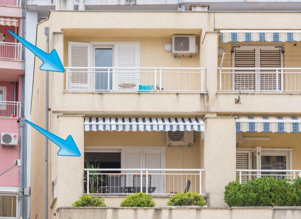 Andor - Lux, Two Beautiful Terraces With Sea & Sunset View Leilighet Makarska Eksteriør bilde